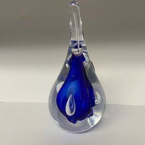 Glass paperweight